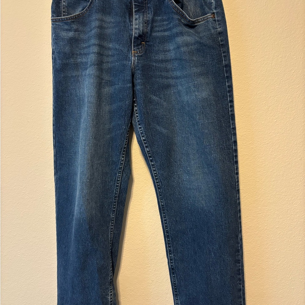 Wrangler Relaxed Fit Blue Jeans